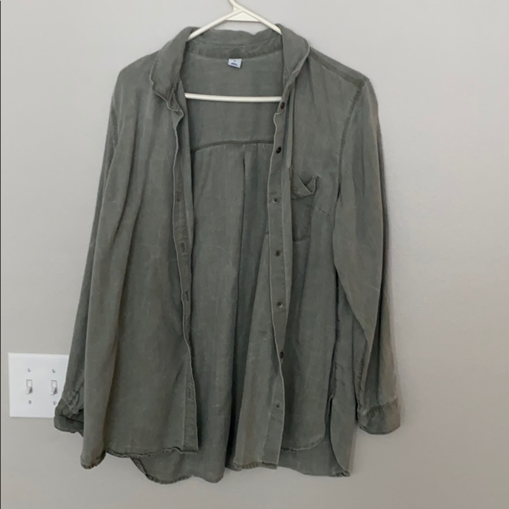 Light green button up